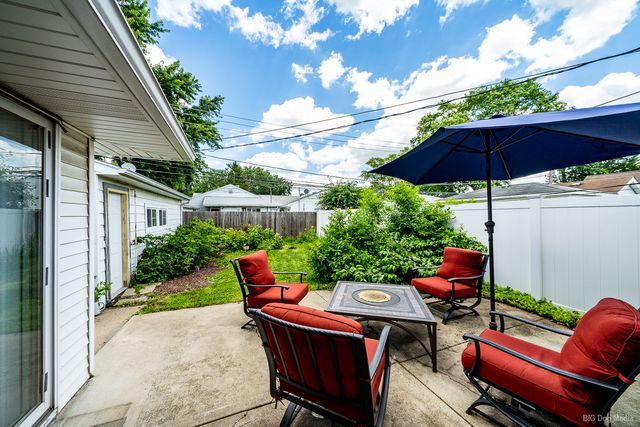 4234 W 90th Place, Hometown, IL 60456