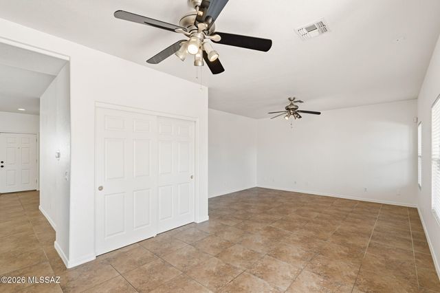 105 W Calle Guija, Sahuarita, AZ 85629