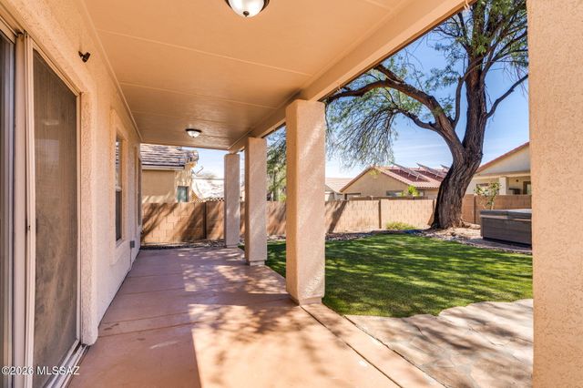 105 W Calle Guija, Sahuarita, AZ 85629