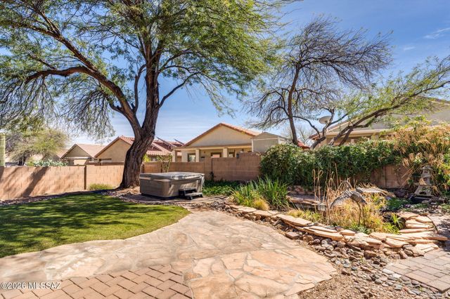 105 W Calle Guija, Sahuarita, AZ 85629