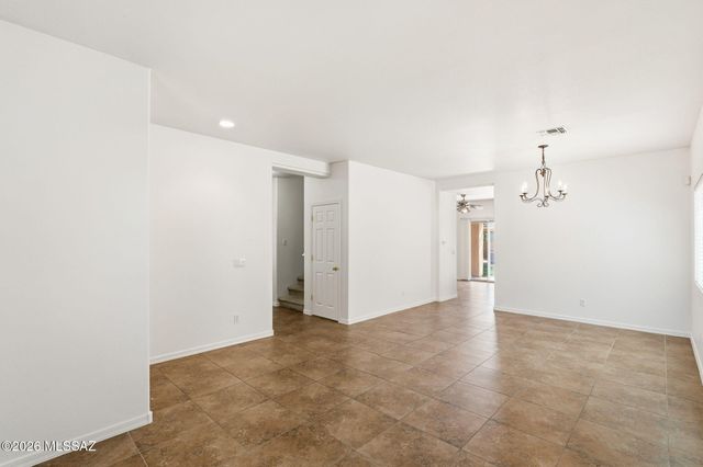 105 W Calle Guija, Sahuarita, AZ 85629