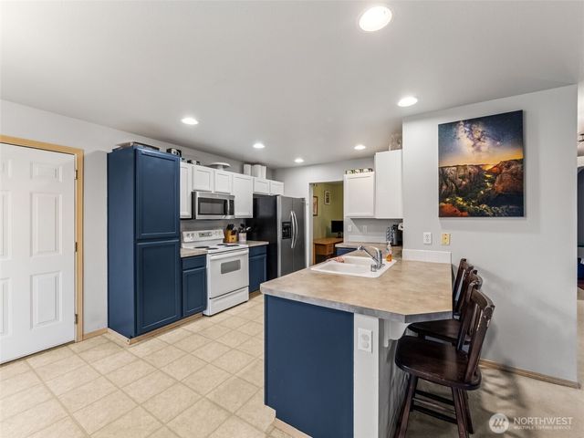 8418 203rd Street Ct E, Spanaway, WA 98387