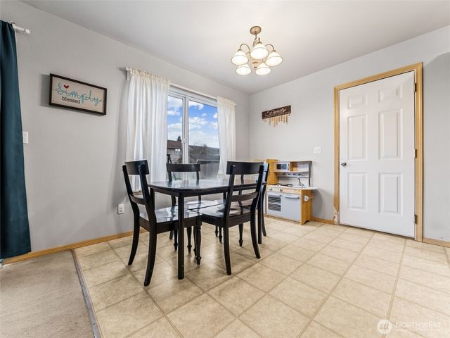 8418 203rd Street Ct E, Spanaway, WA 98387