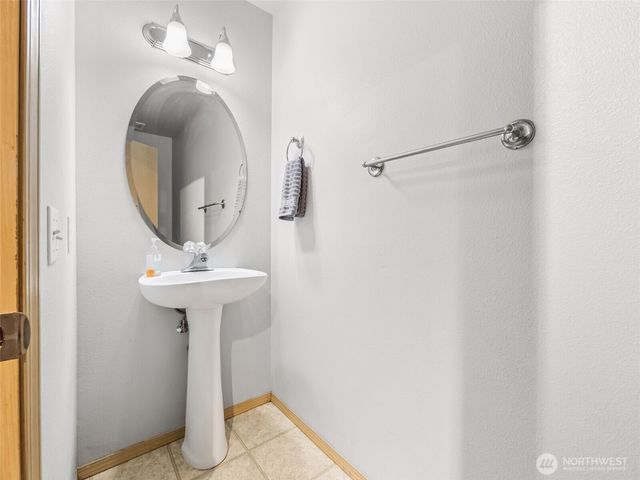 8418 203rd Street Ct E, Spanaway, WA 98387