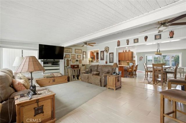 411 Brentwood, Hemet, CA 92543
