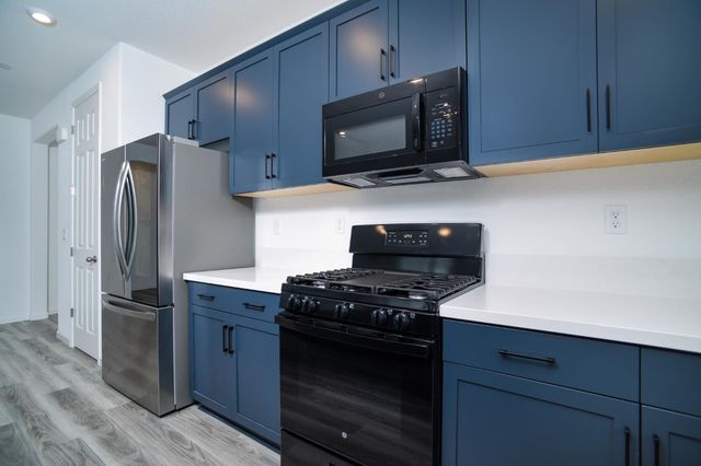 684 Popcorn St, Galt, CA 95632