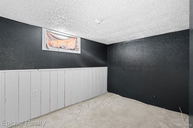 579 Lebaron Avenue, Pontiac, MI 48340