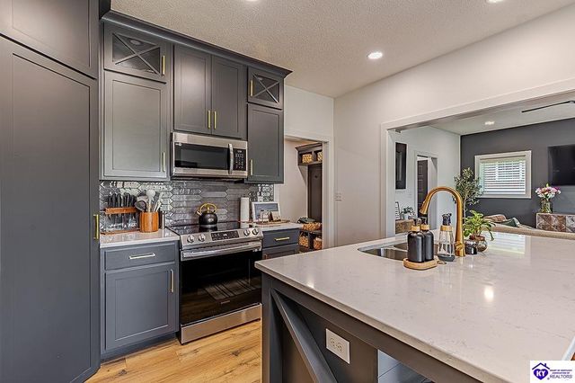 803 Thorndale Way, Elizabethtown, KY 42701