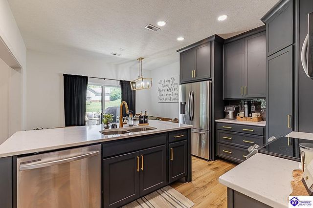 803 Thorndale Way, Elizabethtown, KY 42701