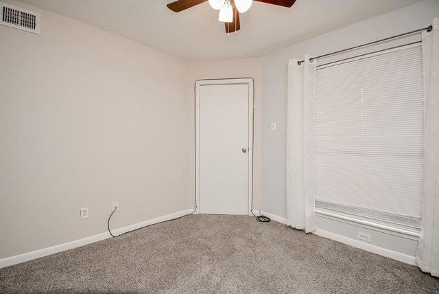 10855 Meadowglen Lane 721, Houston, TX 77042