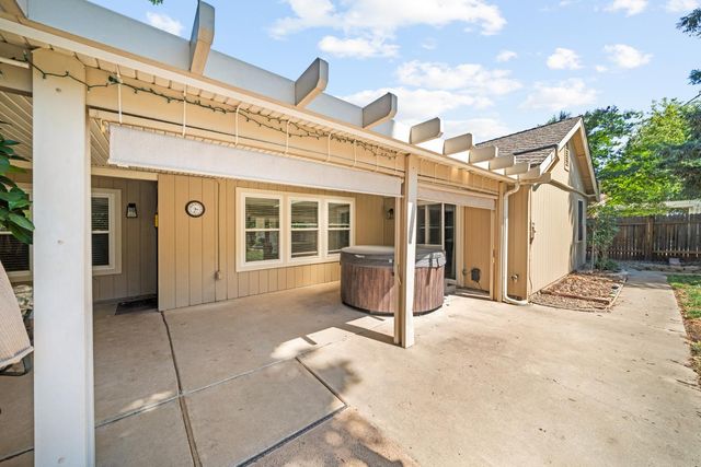 1308 Carnation Ct, Roseville, CA 95661