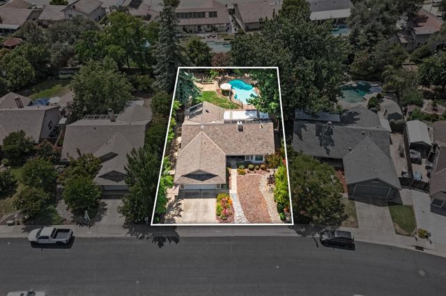 1308 Carnation Ct, Roseville, CA 95661