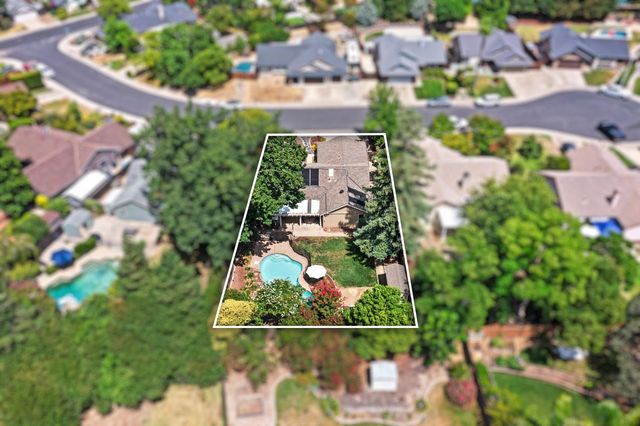 1308 Carnation Ct, Roseville, CA 95661