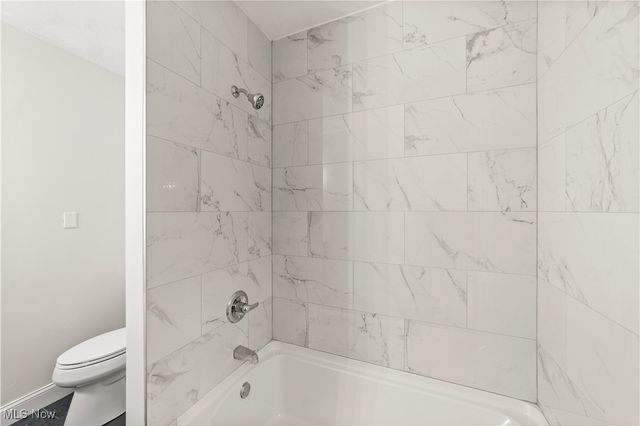 1161 W 8th Street, Lorain, OH 44052