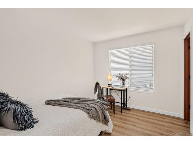 9234 W Hinsdale Pl, Littleton, CO 80128