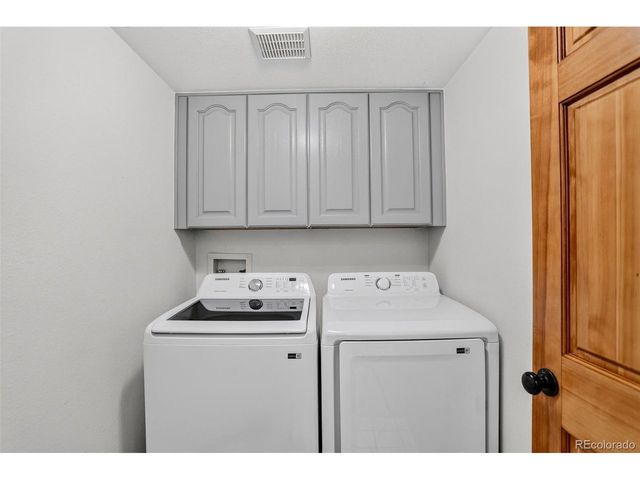 9234 W Hinsdale Pl, Littleton, CO 80128