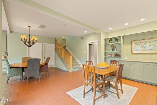 924 S Oakland Avenue, Pasadena, CA 91106