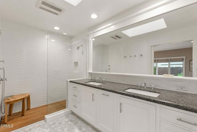 924 S Oakland Avenue, Pasadena, CA 91106