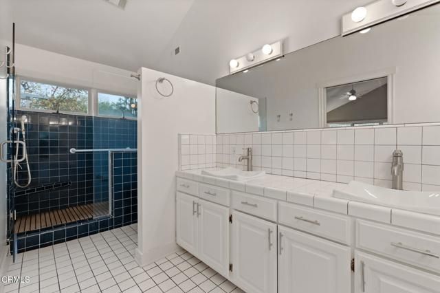 924 S Oakland Avenue, Pasadena, CA 91106