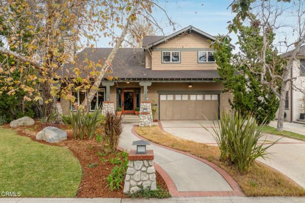 924 S Oakland Avenue, Pasadena, CA 91106