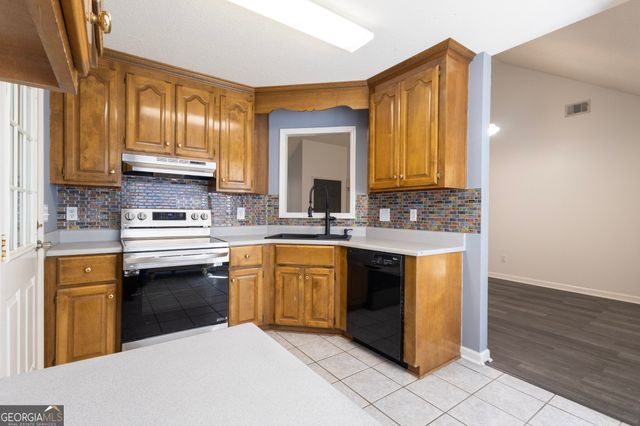 103 Quail Hollow Drive, Warner Robins, GA 31088