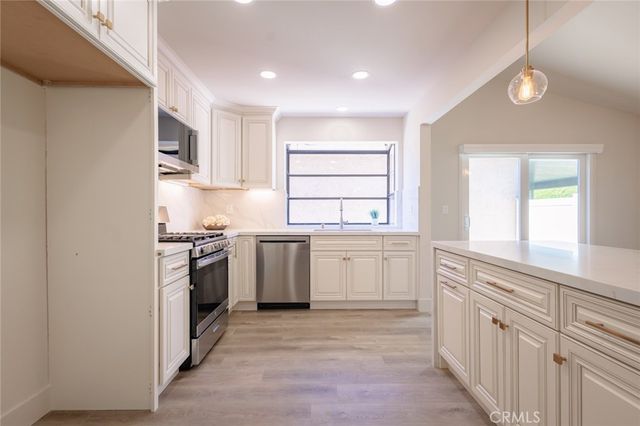 28525 Barbosa, Mission Viejo, CA 92692