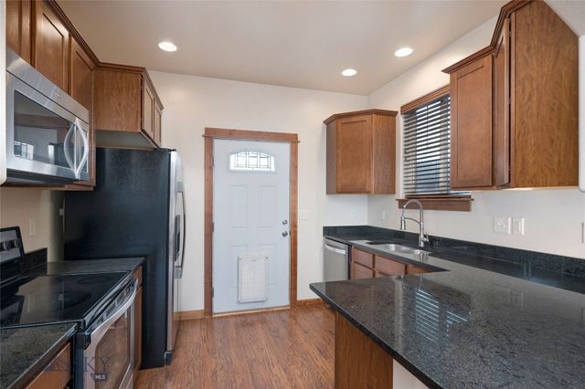 3858 Kimberwicke Street, Bozeman, MT 59718