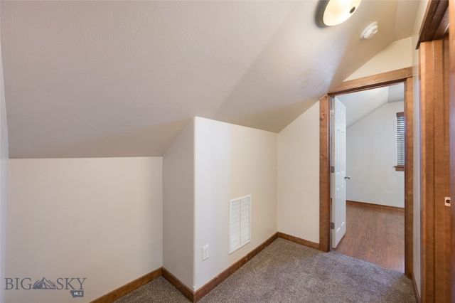 3858 Kimberwicke Street, Bozeman, MT 59718