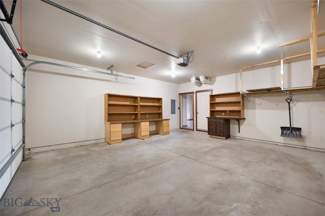 3858 Kimberwicke Street, Bozeman, MT 59718