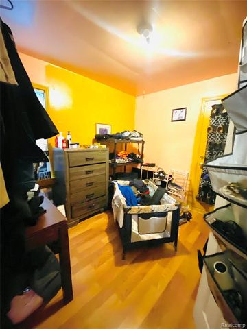 5530 University Place, Detroit, MI 48224