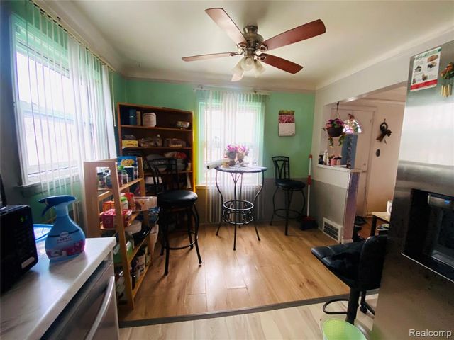 5530 University Place, Detroit, MI 48224