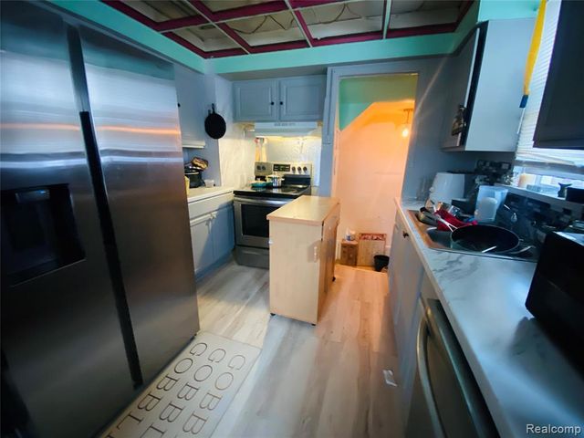 5530 University Place, Detroit, MI 48224