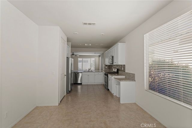 19156 Doral, Apple Valley, CA 92308