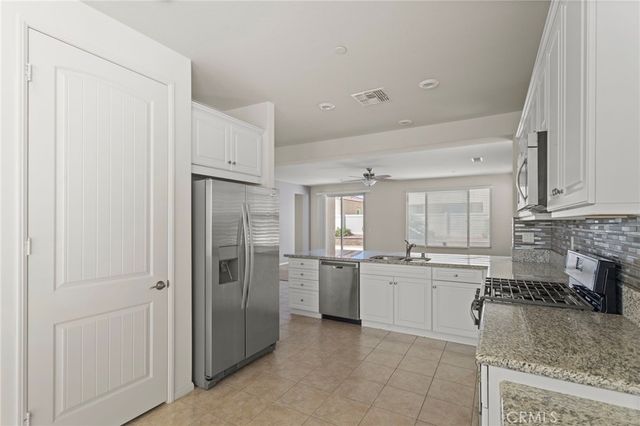 19156 Doral, Apple Valley, CA 92308