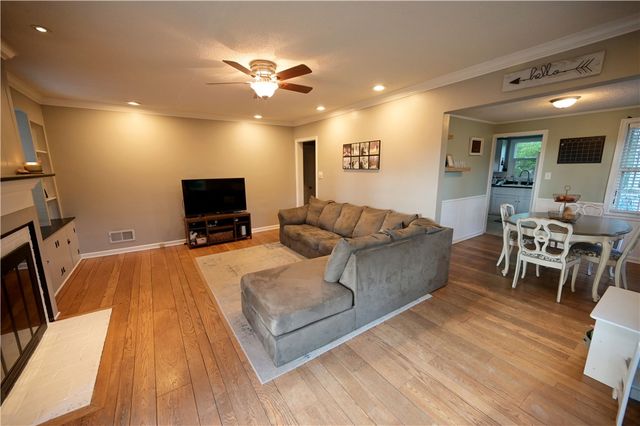 2938 Glenmore Avenue, Kettering, OH 45409