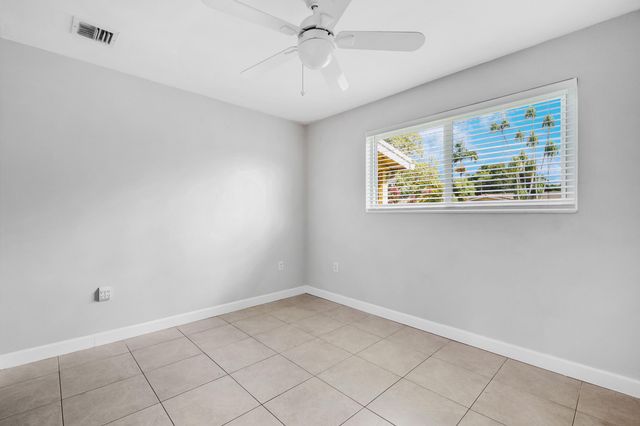 6760 SW 11TH Street, Pembroke Pines, FL 33023