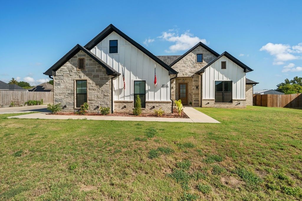 16139 Eagle Lane, Lindale, TX 75771