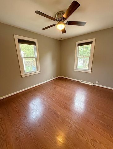 30 LINDALE AVE, Williamstown, NJ 08094