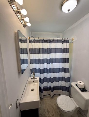 30 LINDALE AVE, Williamstown, NJ 08094