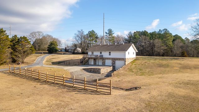 143 Meridian Way, Dalton, GA 30721