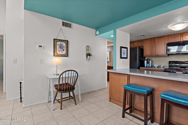 5051 N Sabino Canyon Rd Unit 2216, Tucson, AZ 85750