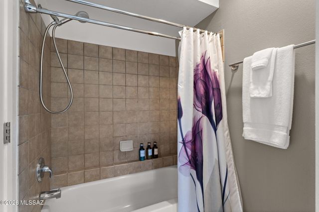 5051 N Sabino Canyon Rd Unit 2216, Tucson, AZ 85750