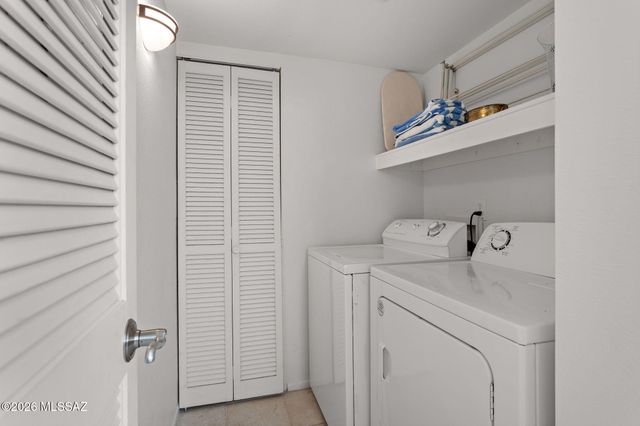 5051 N Sabino Canyon Rd Unit 2216, Tucson, AZ 85750