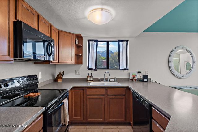 5051 N Sabino Canyon Rd Unit 2216, Tucson, AZ 85750