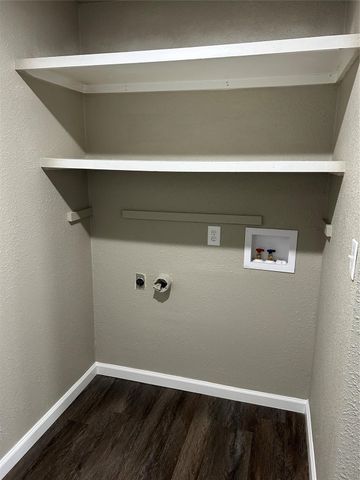 220 N Bernice Drive, Garland, TX 75042