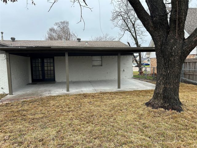 220 N Bernice Drive, Garland, TX 75042
