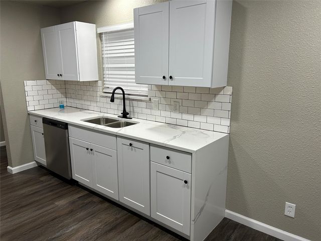 220 N Bernice Drive, Garland, TX 75042