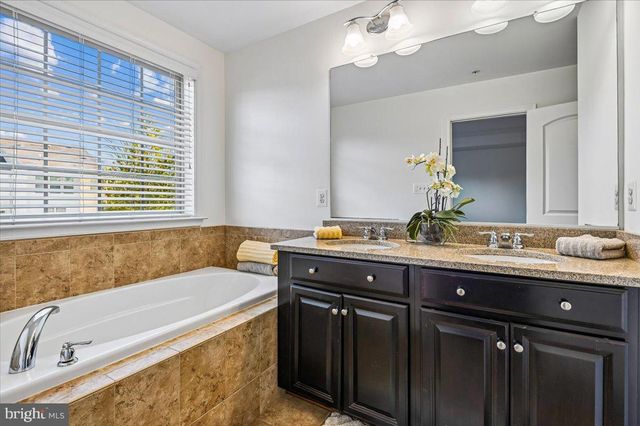 930 WHITSTABLE BLVD, Arnold, MD 21012