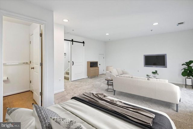 930 WHITSTABLE BLVD, Arnold, MD 21012