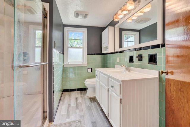 1805 CRALEY RD, Windsor, PA 17366